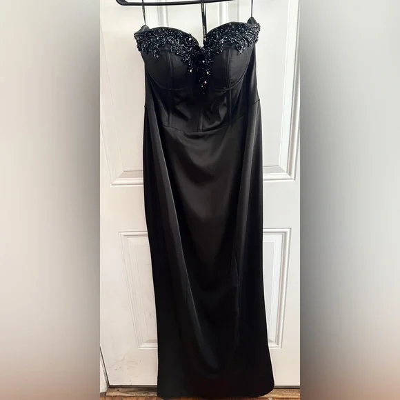 Black Evening gown strapless formal dress with cape for mother of the bride - Picture 2 of 13